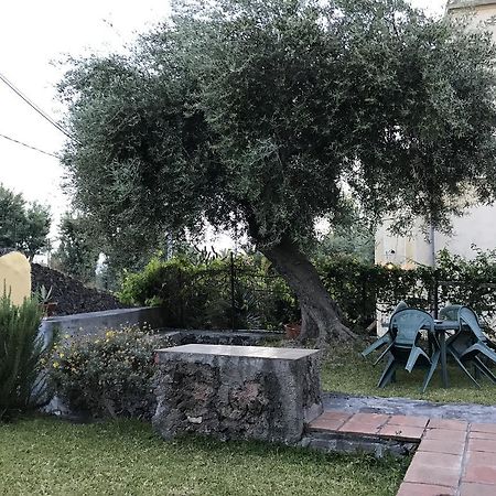 הוילה קטאניה Al Villino מראה חיצוני תמונה