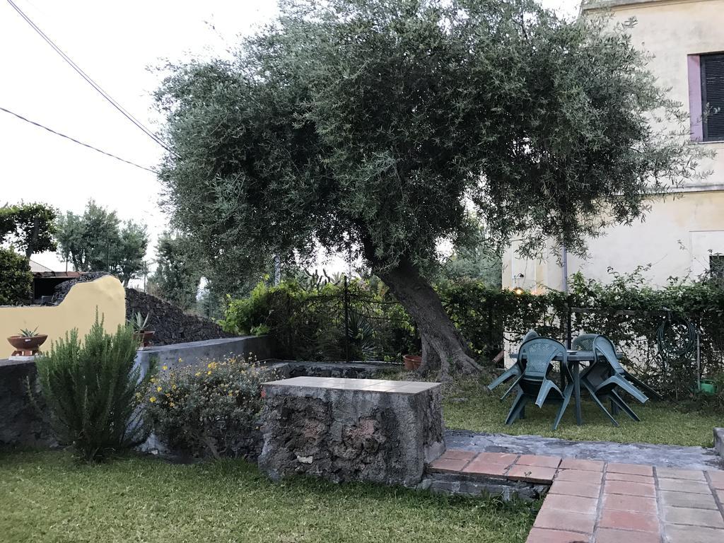 הוילה קטאניה Al Villino מראה חיצוני תמונה